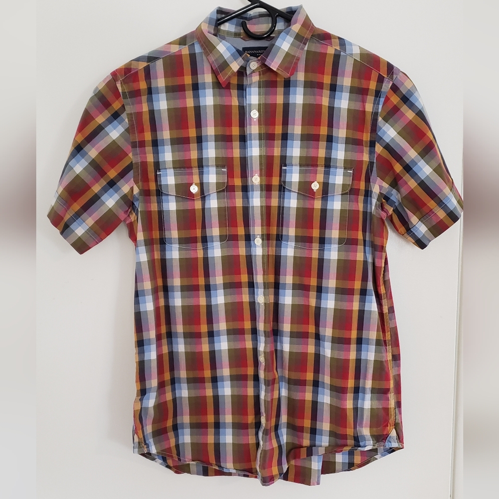 Banana Republic Men's Short Sleeve Button-Down Shirt Size Small